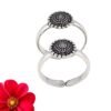 silver toe rings